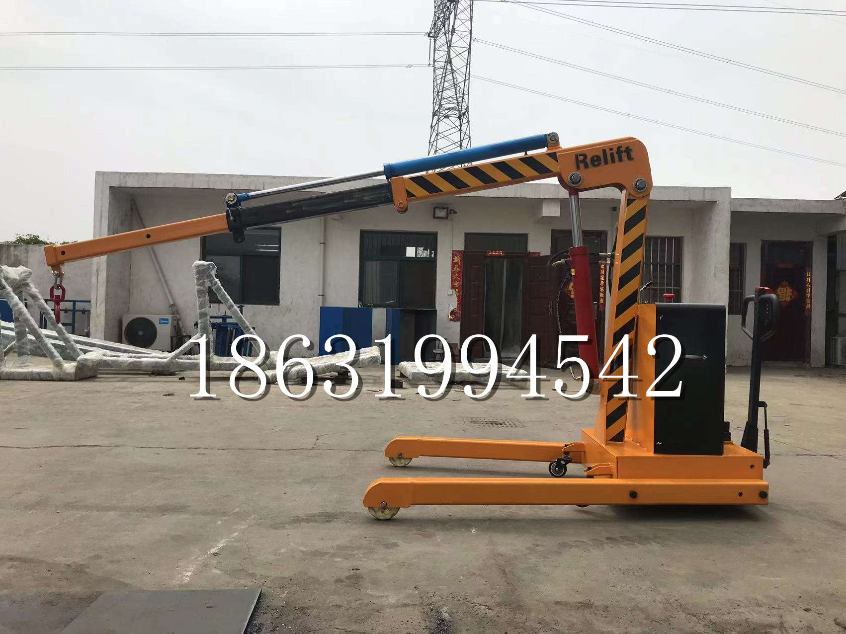 新巴尔虎左旗久征定做3吨三轮随车吊 农用园林绿化移树吊 平板工程用小吊机